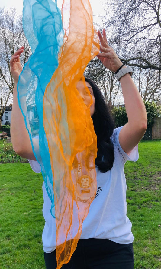 Scarf play benefits